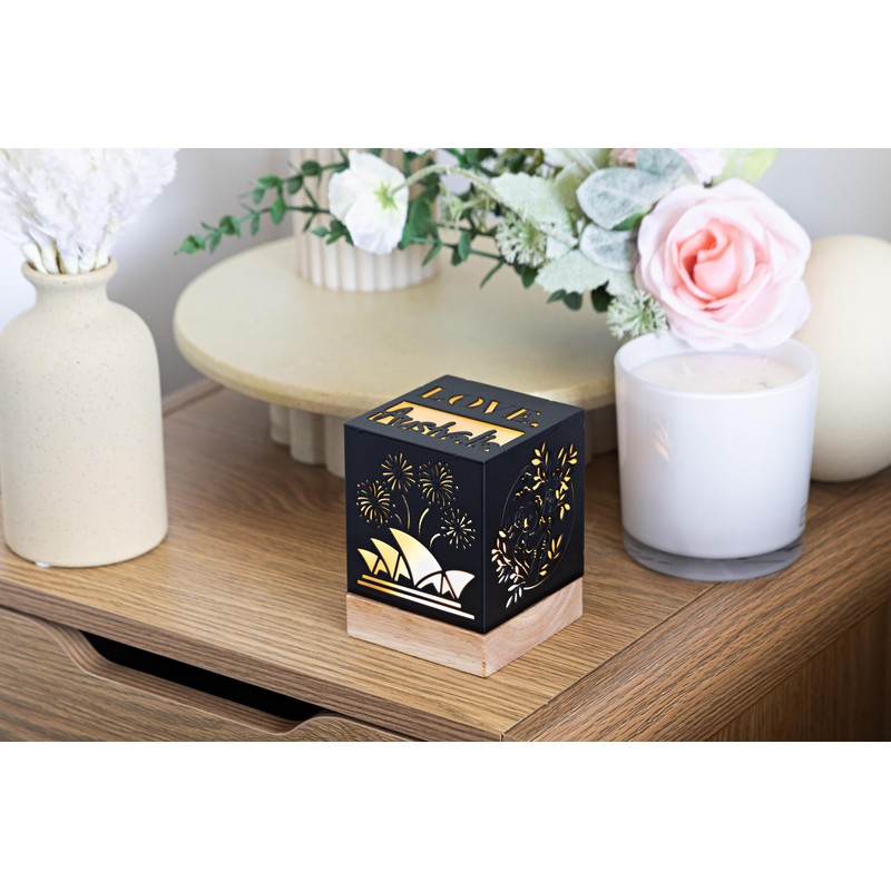 GLEESMITH: Australian Souvenir - Compact USB Powered Desk lamp with