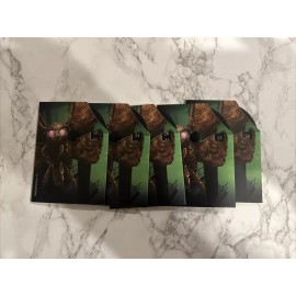 MTG Universes Beyond Fallout The Wise Mothman Commander Deck Box & Life Wheel