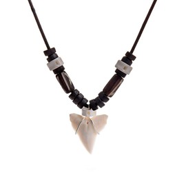 YQZIYOU Shark Tooth Necklace - Fashion Pendant Necklaces for Men and Women, Real Natural Shark Tooth Necklace Jewelry, Birthday Gifts for Men (Standard)