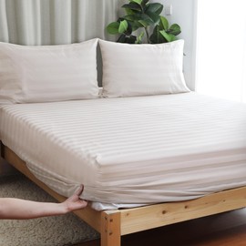 100% Cotton Fitted Sheet Queen Size Only, 600 Thread Count, 8"-16" Deep Pocket Sateen Weave Bottom Sheet, Soft Breathable Comfy & Hotel Quality (Queen, Striped Beige)