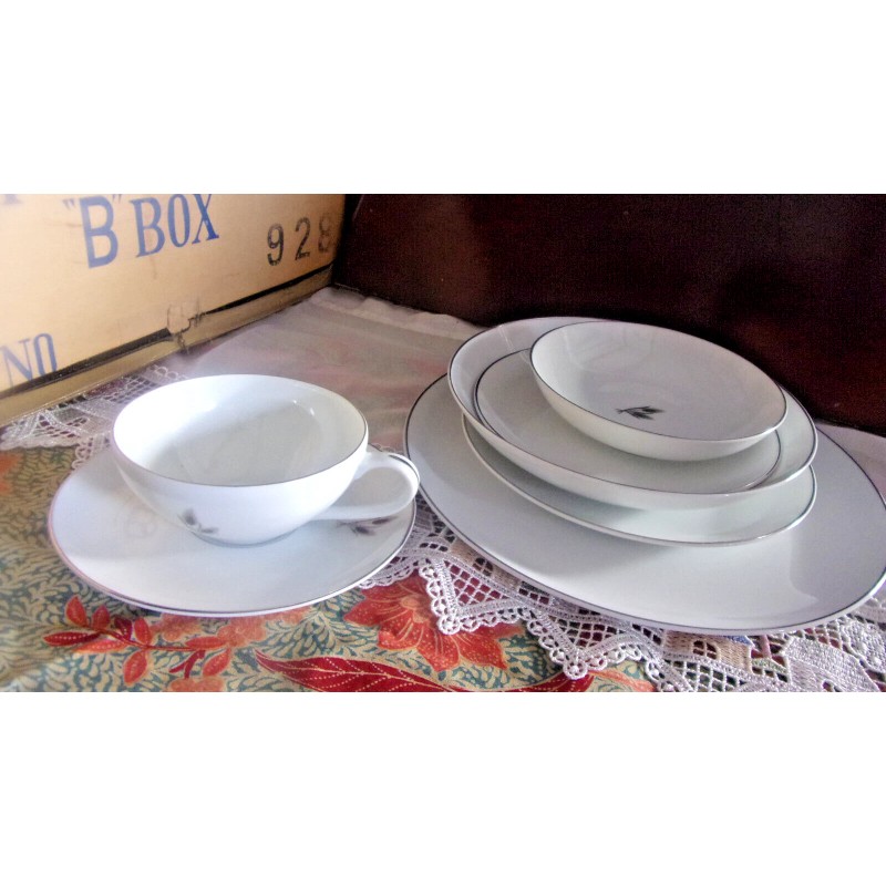 Fukagawa Arita Hand-Painted China- Japan # 928 -7 Pc PLACE