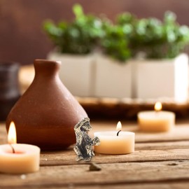 2PCS Mini Monkey Metal Desktop Ornament for Home Office Car Decor Handmade (Copper Color, One Size)