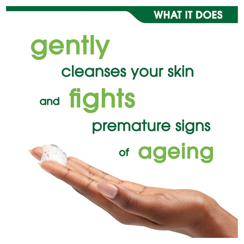 Simple Simple Regeneration Age Resisting Facial Wash with green tea