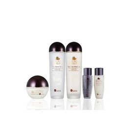 Butycodi Snail Healing Snail Women's Basic Cosmetics 3-Piece Set Women's Skin Lotion Cream Moisture Moisturizing Nutrition Elasticity Option / Butycodi 스네일 힐링 달팽이 여성 기초 화장품 3종 세트여자 스킨 로션 크림 수분 보습 영양 탄력 옵션