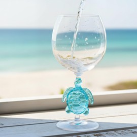Supreme Housewares Sea Turtle Stem Wine Glasses, Blue Sea Turtle-Shaped Reusable Shatterproof Acrylic Glass for Red or White Wine, Poolside, Outdoors, Parties, 20 oz, Set of 2