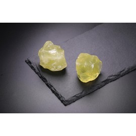 Top Plaza 2Pcs Natural Raw Citrine Crystal Rock Stone Healing Crystals 1.6-2.2" Large Rocks for Tumbling Meditation Wicca Rough Stone Bulk Decoration
