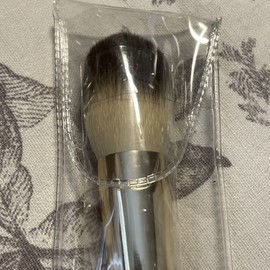 glō-minerals Glo minerals Therapeutics Makeup Luxe Setting Powder Brush NIP