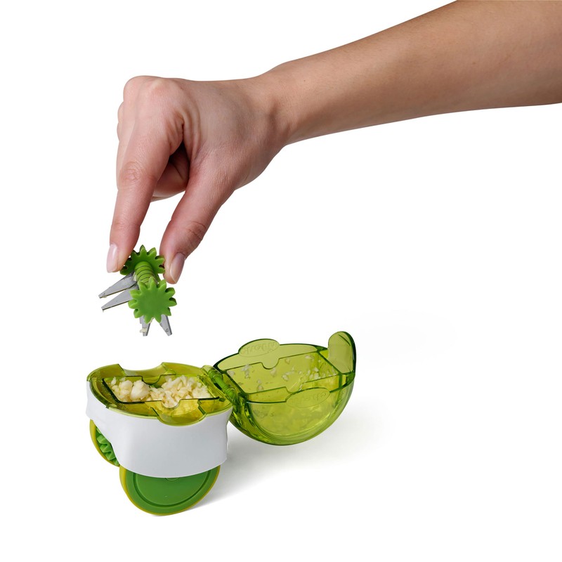 Chef'n GarlicZoom Garlic Chopper, Large, Green