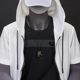 COOLSTEELANDBEYOND - Collar con colgante de calavera pirata vikinga de acero gris y negro con circonita cúbica roja cadena de trigo de 30 pulgadas, Piedra Acero inoxidable, Circonia cúbica