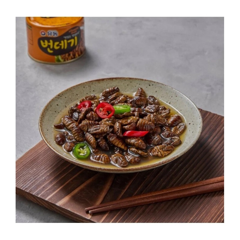 Yoo Dong Silkworm Pupa Canned Snack 130g (Expiration Oct 2026)