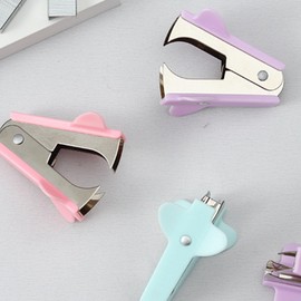 Staple Remover, Staple Puller Removal Tool for the Home, School Office, Professional Staple Remover Tools for the Classroom (Sakura Pink)