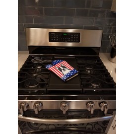 Caroline's Treasures BB2133OVMT American Flag and Boston Terrier Oven Mitt Heat Resistant Thick Oven Mitt for Hot Pans and Oven, Kitchen Mitt Protect Hands, Cooking Baking Glove
