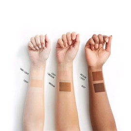 Instant Age Rewind 4-in-1 Matte Perfector: Foundation, Primer, Concealer & Powder for Smooth, Shine-Free Skin – Lightweight, Buildable Coverage, Long-Lasting Matte Finish – Shade 01 Light