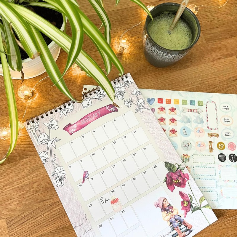 Daphne's Diary Birthday Calendar, Year-Independent Calendar with Sticker Set, Nostalgic