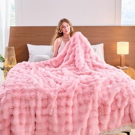 Jeyfull Pink Faux Fur Throw Blanket Soft Plush Fluffy Bubble Texture Cozy Blanket for Couch Bed Sofa Warm Thick Luxury Home Decor Gift for Women Mom Girlfriend (King Size 108''x90'', Pink)