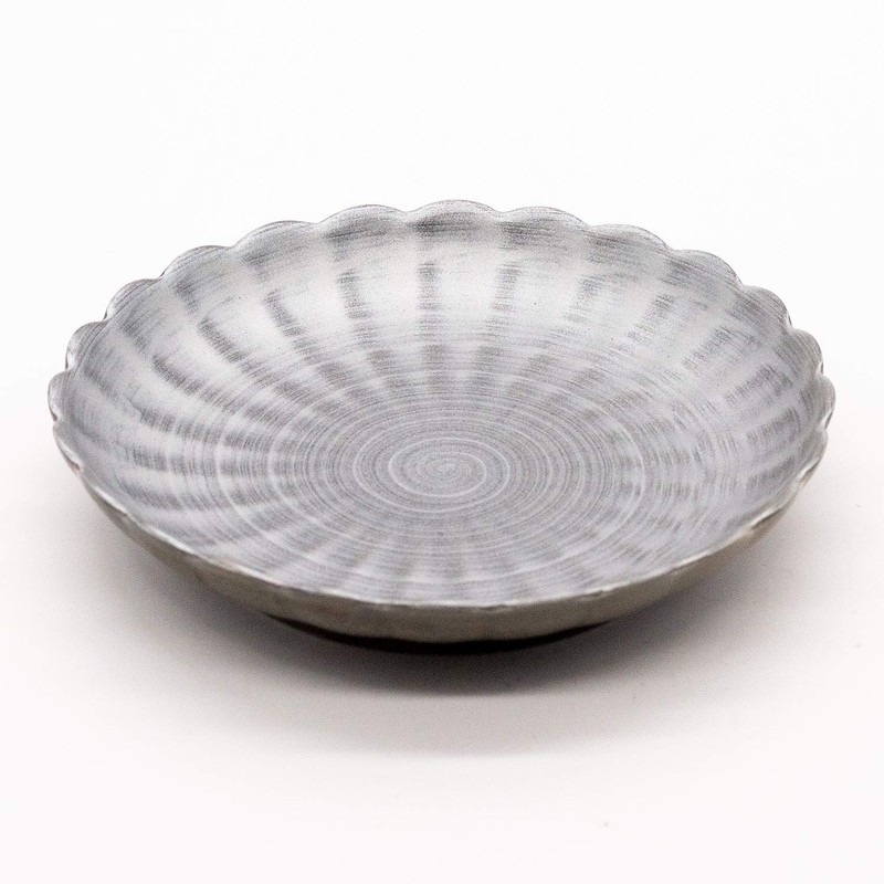 24to3 477383 Nishitomi Pottery Hasami Ware Chrysanthemum Shape, Small Plate,