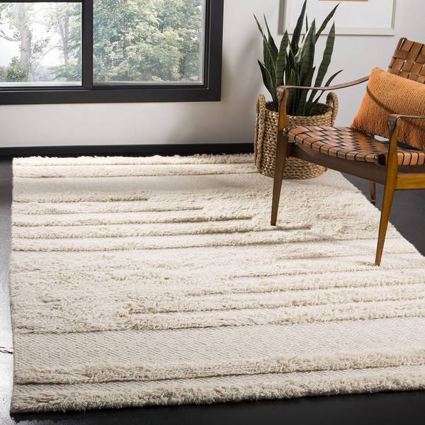 SAFAVIEH Kenya Collection Area Rug - 6' x 9', Ivory,