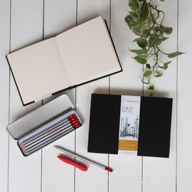 Sketch book 140gsm natural white A4 80pages Spiral bounded