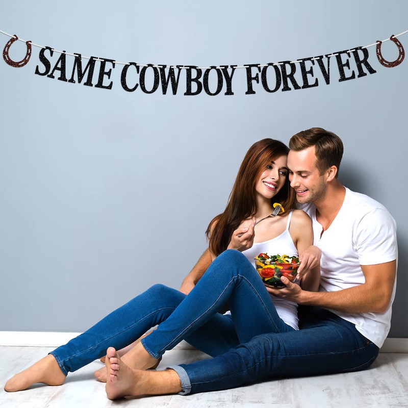 Same Cowboy Forever Banner, Country Western Bachelorette / Divertida decoración