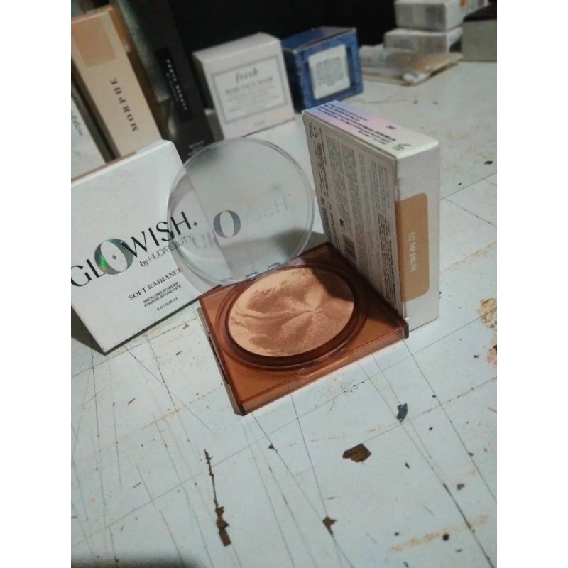 Polvo Facial Efecto Bronceado Huda Beauty