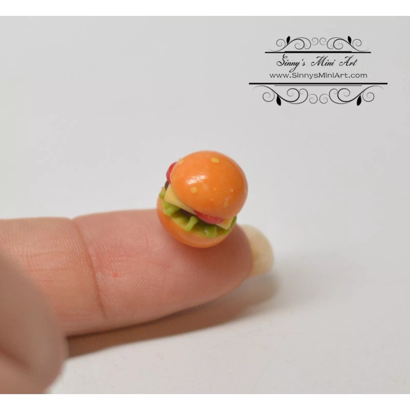 SMA 1: 12 Dollhouse Miniature Hamburger with Sesame Seed Bun