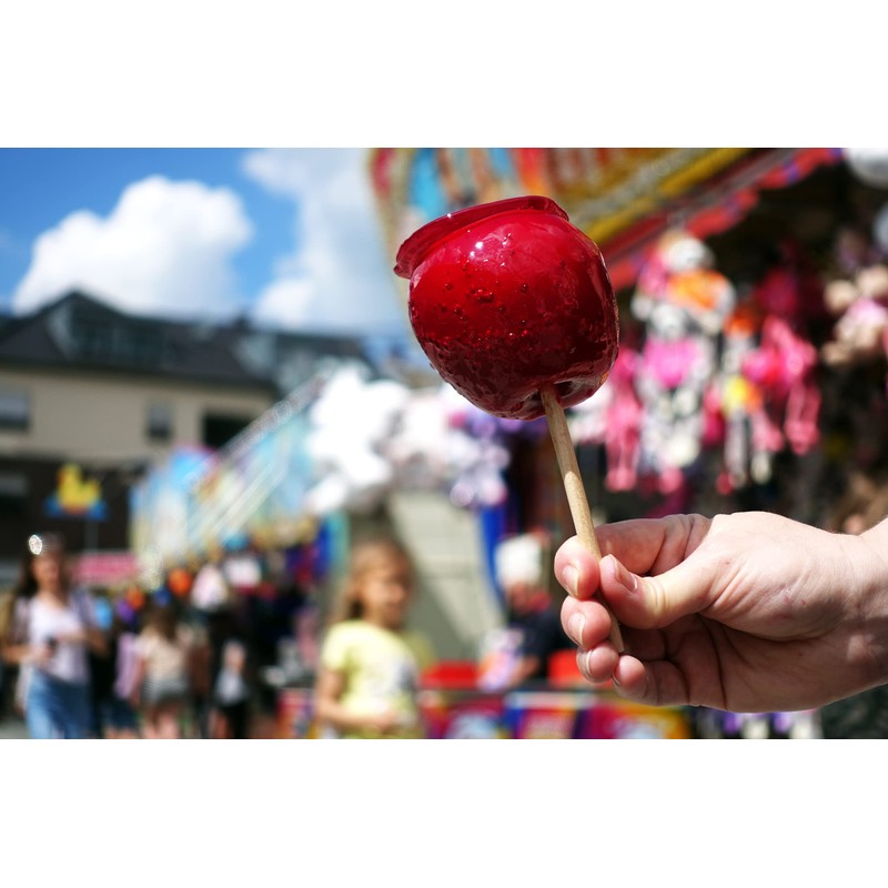 Concession Essentials 5.5" x 0.25" Wooden Semi Pointed Candy Apple