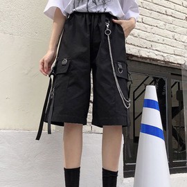 Loose Cargo Shorts with Chain Women Large Pocket Harajuku Shorts Pair Trendy Summer Hip Hop Goth Shorts, Black