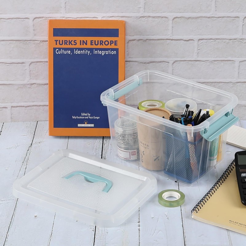 Wakikini 6 Quart Plastic Storage Bin with Lid and Handle,