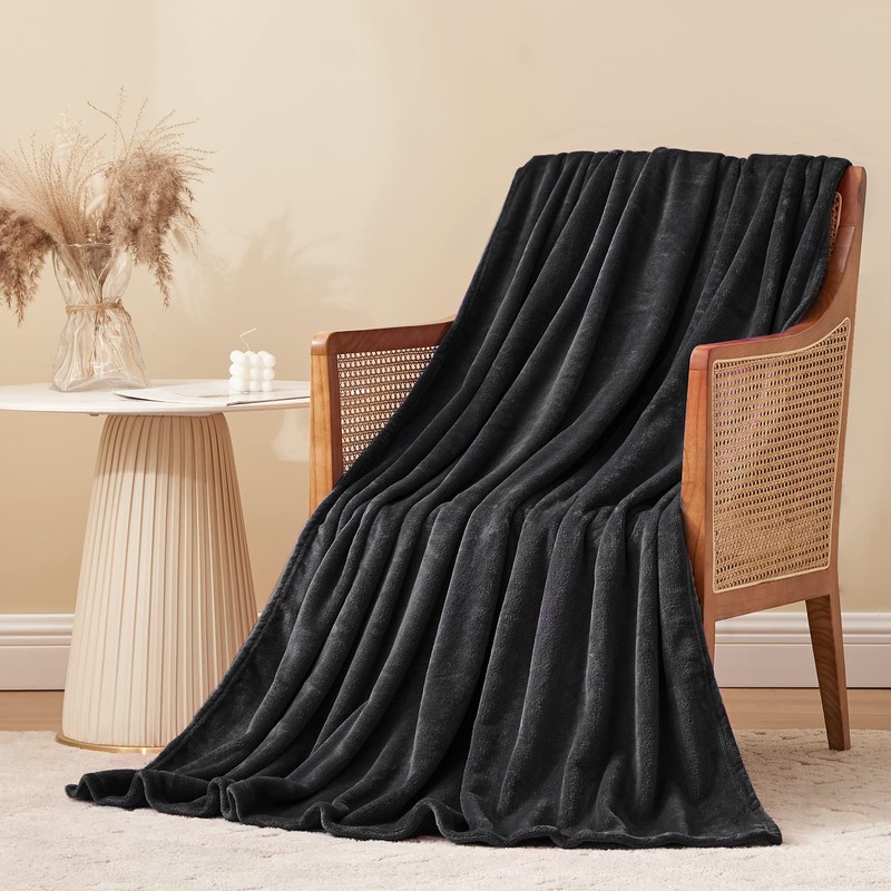 Aisbo Fleece Blanket Black Throw - Versatile Soft Warm Blanket
