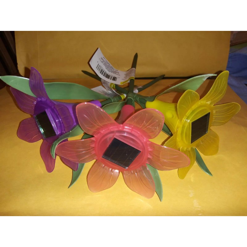 Garden Collection Floral Shaped LED Solar Stake Lights, 12.125 x