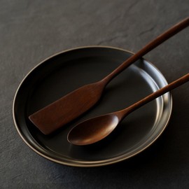 Notdam lacquered wooden spatula / 놋담  옻칠 나무 뒤집개 소