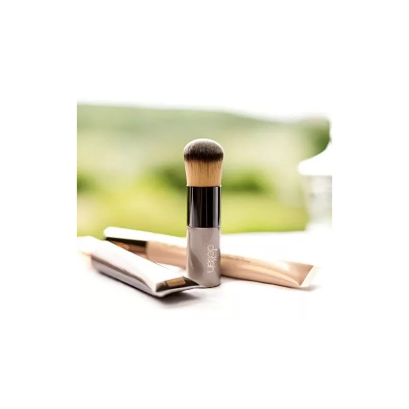 Delilah - Brocha Kabuki Para Base De Maquillaje - Herramient