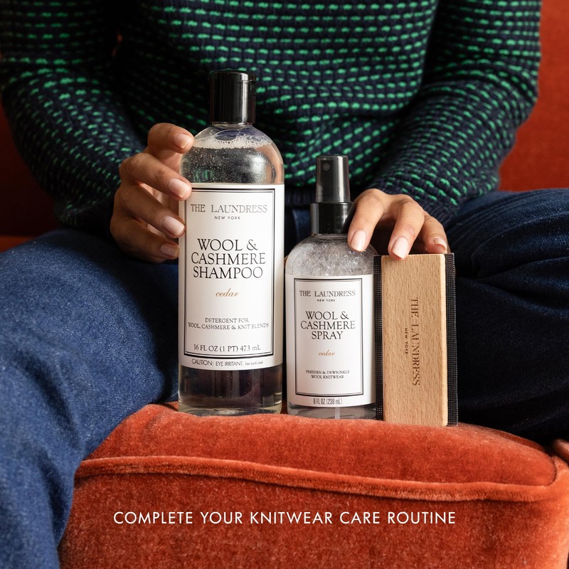 The Laundress Sweater Comb, Cashmere Comb, Depilling Comb, Removes Pills