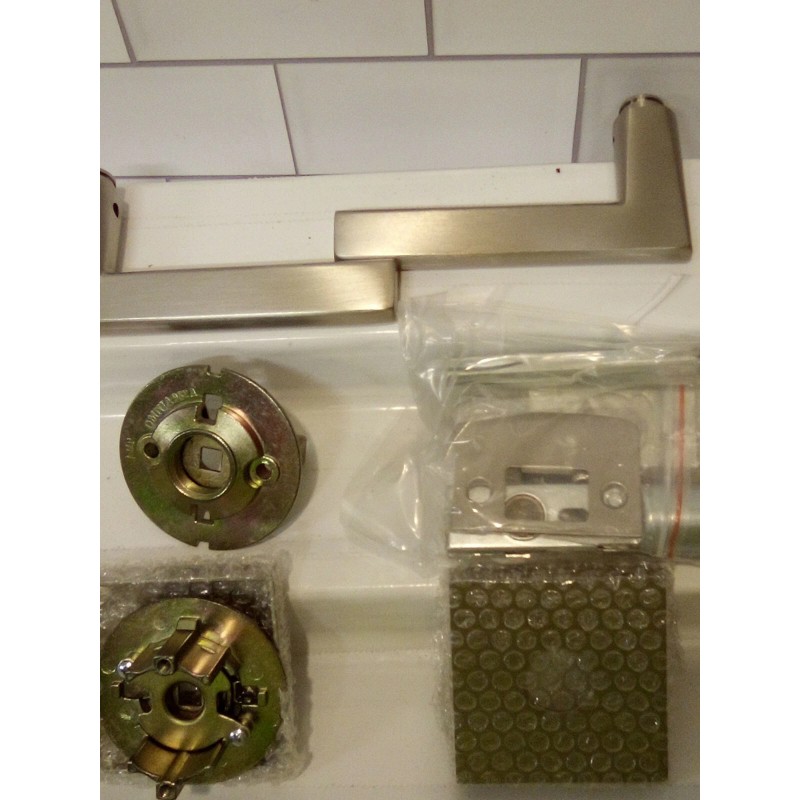 Omnia Passage Latch set/ 2-3/8" BS Satin Nickel 925 w/