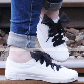 MarJunSep Ribbon Shoe Laces for Sneakers, Flat Lace Shoelaces for Women Girls Shoestrings 4CM Wide (1 Pair Black, 47")