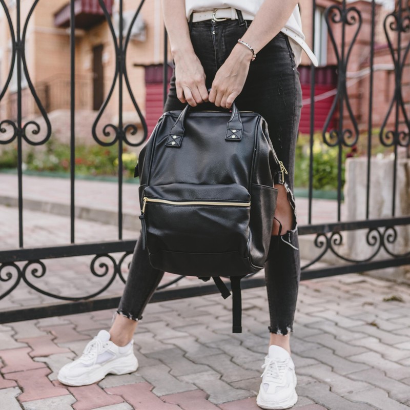 Kah&Kee Leather Backpack for Women and Men 15-inch Laptop Bag