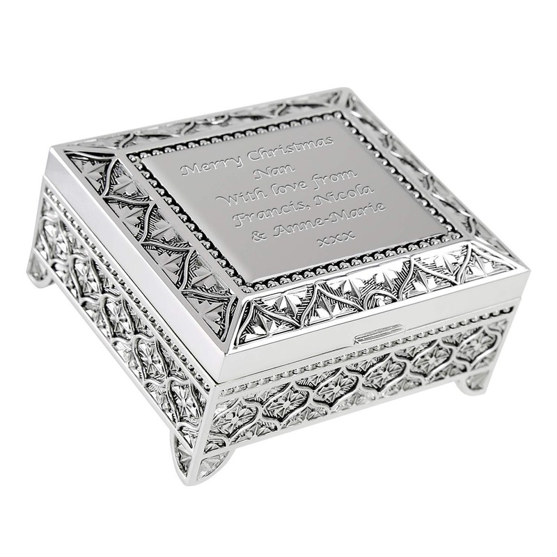 De Walden Nan Engraved Silver Plated Trinket Box in a
