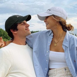 Mr and Mrs Hat Bridal Shower Gifts for Bride,Newlyweds Honeymoon Wedding Gifts Adjustable Baseball Cap(HW-XZ)