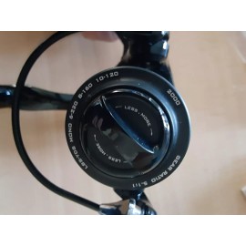 13 Fishing Black code white Spinning Reel 5.1:1 2000