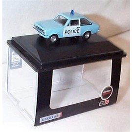 Oxford F0RD ESC0RT MK2 Police Panda vehicle 1:76 scale diecast model