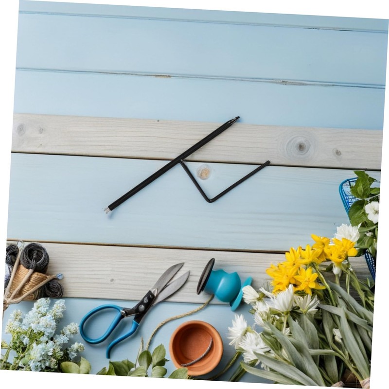 Kisangel 4pcs Outdoor Shepherd Hook Stand Durable Metal Garden Stakes