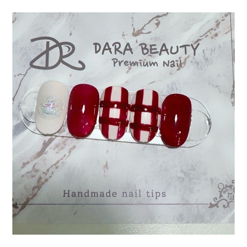 Dara Beauty December Art of the MonthRed Check Nail❣ -