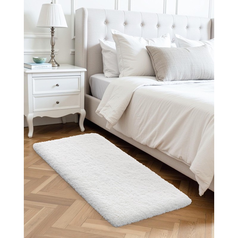 ILANGO White Bathroom Rugs 70" × 24" Non Slip &