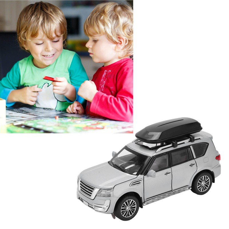 1/32 SUV Car Model Alloy Diecast Pull Back Vehicle Toys