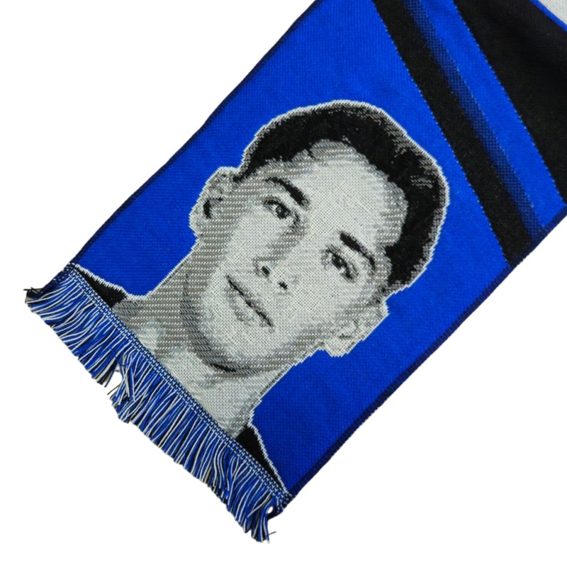Inter, Sciarpa Jacquard dedicata al giocatore Pio Esposito, 100% Acrilico,