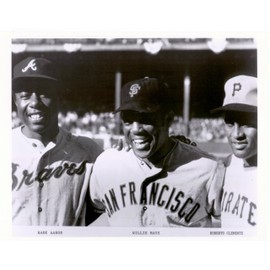 Hank Aaron, Willie Mays and Roberto Clemente 8x10 Photo