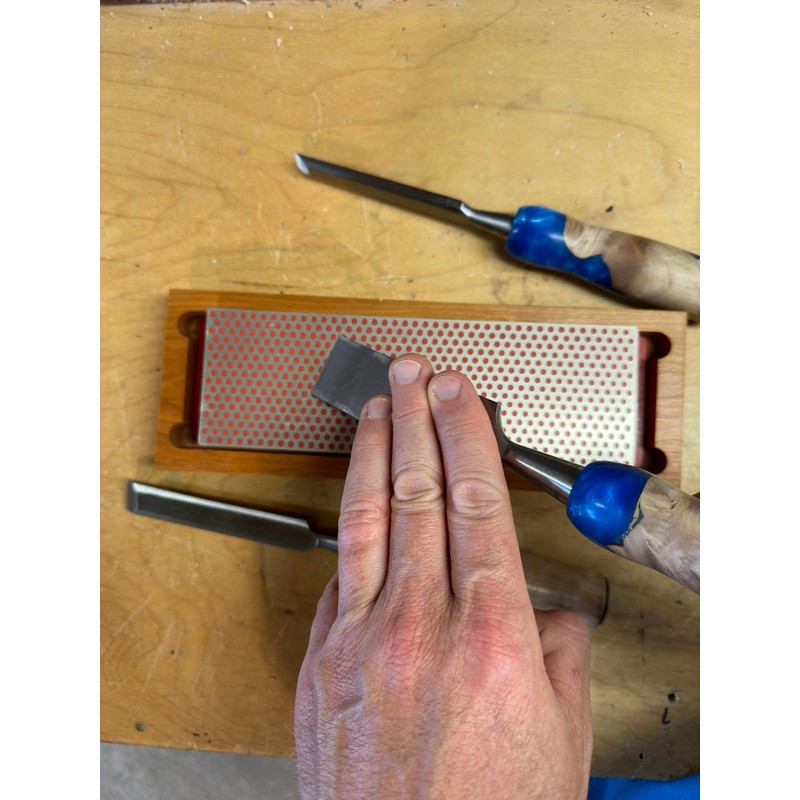 DMT (Diamond Machining Technology) 8-in. Diamond Whetstone Bench Stone, Fine