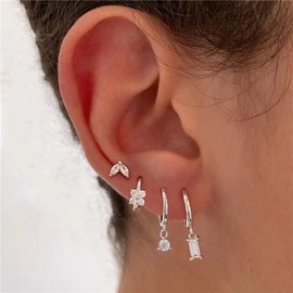 CAROVO Silver Hoop Earrings for Women, Huggie Hoop Earrings Set Stud Earrings Small Cartilage Hoop Earrings Lightweight Earrings Jewelry Gifts for Women Girls