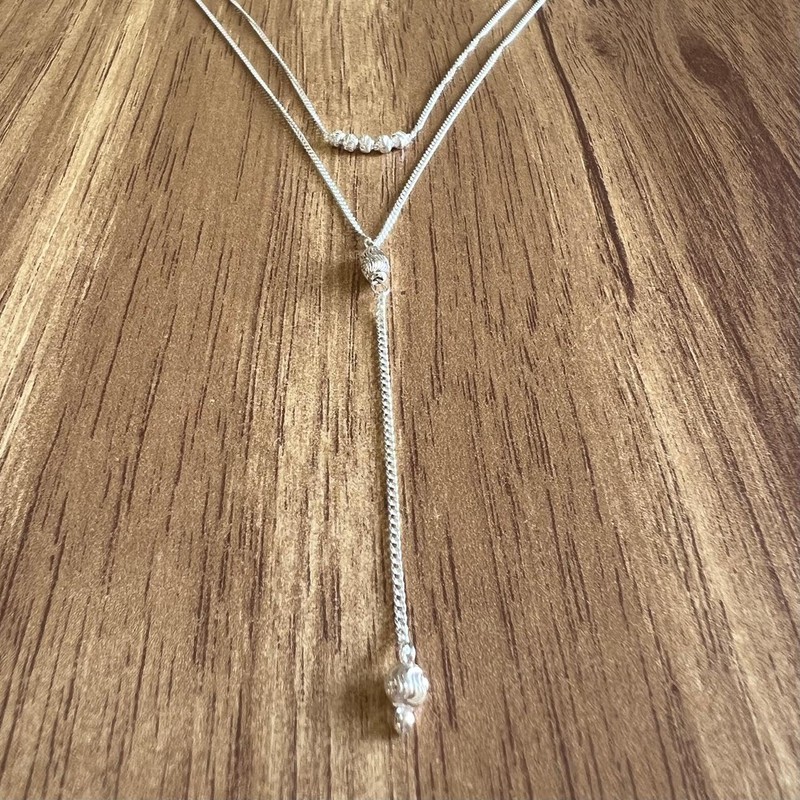 Agalea | Collar Corbatero de Plata Ley .925 con Dijes