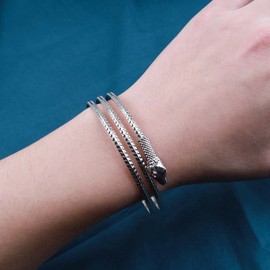 Yheakne Vintage Snake Bracelet Silver Sidesway Snake Bracelet Thin Bracelet Adjustable Half Open Cuff Bracelet Handmade Stacking Cuff Bracelet Jewellery for Women and Girls